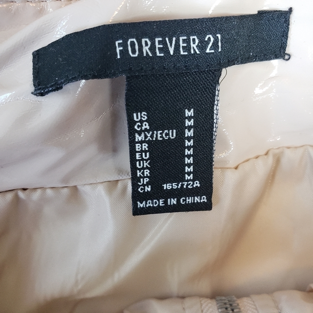 Forever 21 Faux Leather Wide Belt Cream Color Skirt Size M - Picture 3 of 6